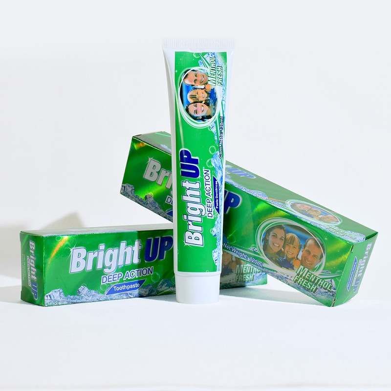 Φωτεινότερη Deep Action Menthol Φρέσκια οδοντόκρεμα 120ml - Βιώστε μια άμεση αίσθηση ψύξης